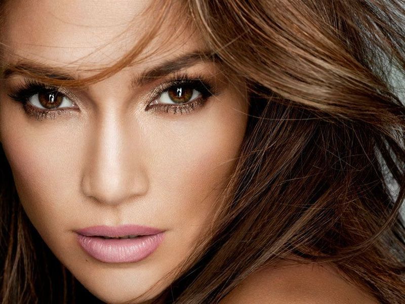 Jennifer Lopez : son sosie russe affole la toile !