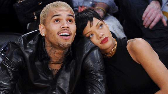 Rihanna : complimentée par son ex Chris Brown, découvrez sa réaction inattendue !