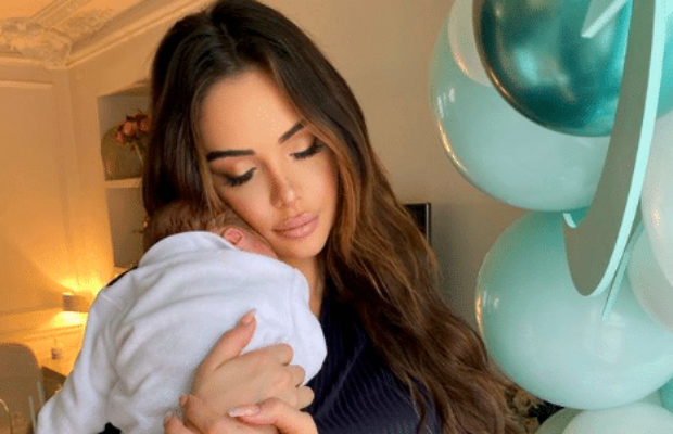 Nabilla Vergara : accusée d’avoir "les ongles trop longs" pour s’occuper de son fils