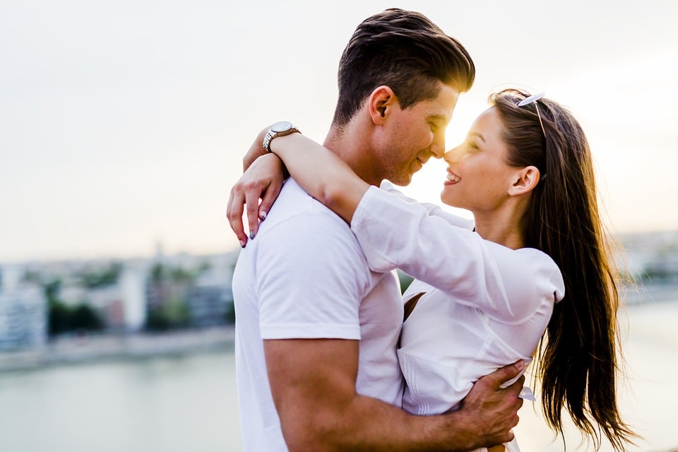 Instagram : louer un petit ami pour faire des photos de couple 