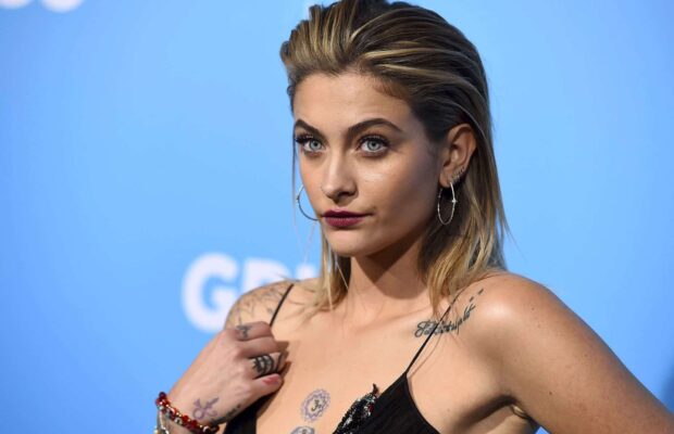 paris-jackson-un-selfie-montre-son-pere-encore-vivant