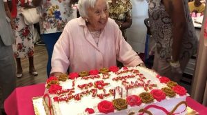 À 107 ans elle est radieuse ! 