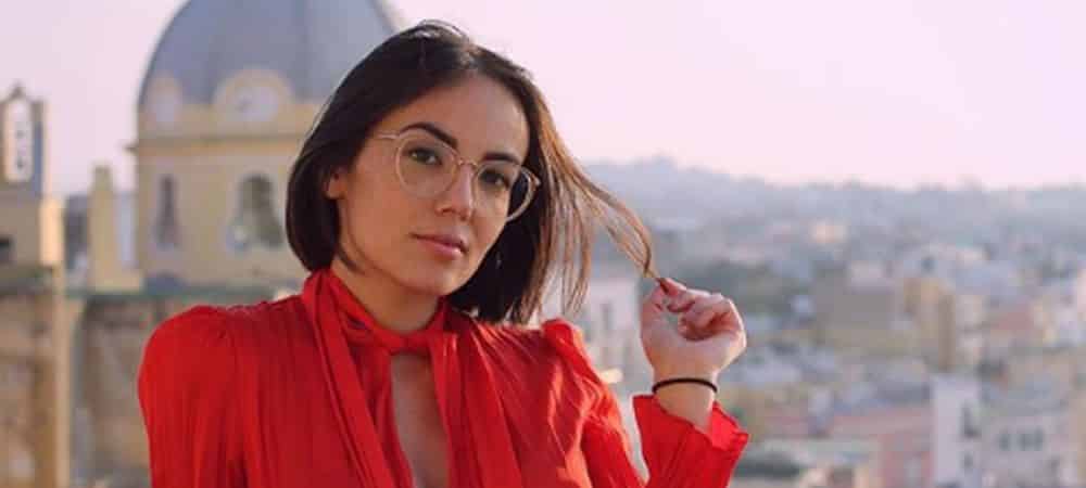  Agathe Auproux : attaquée sur son cancer par un internaute, elle le remet en place