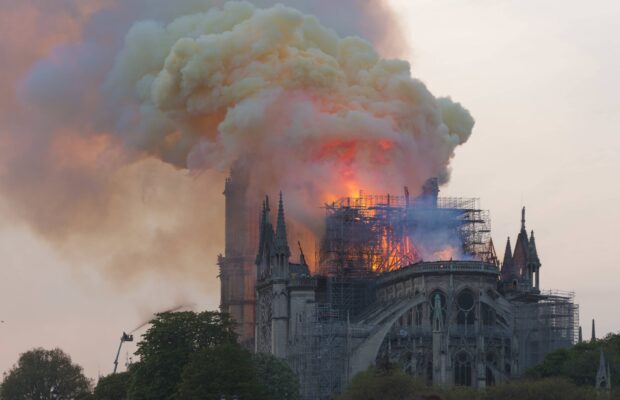 Notre-Dame de Paris victime des flammes !
