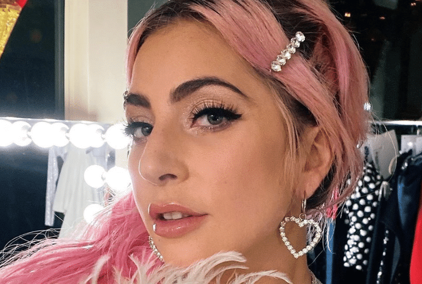 Lady Gaga est amoureuse : elle présente son nouveau chéri