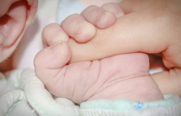 La photo de ce bébé qui vient de naître fait le tour du monde
