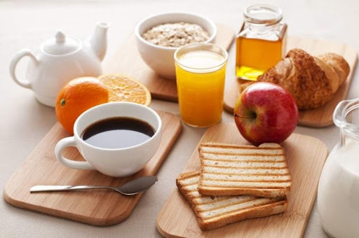 Ces erreurs que vous commettez au petit-déjeuner qui vous font prendre du poids