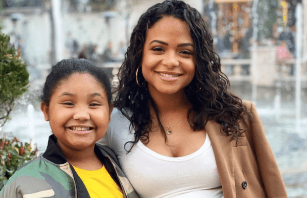 Christina Milian montre sa fille Violet avec le petit Isaiah