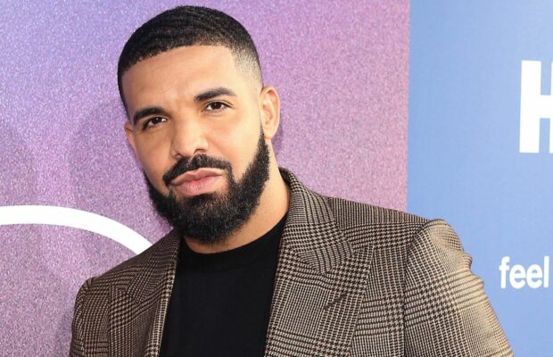 drake-montre-premiere-fois-visage-fils-adonis