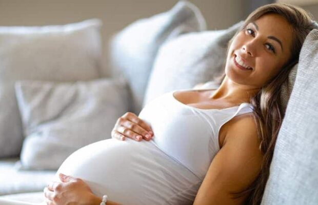 Les femmes enceintes et les bébés face au coronavirus, le guide