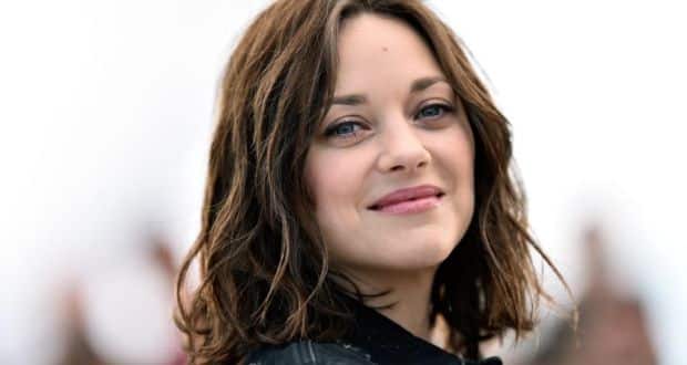 Marion Cotillard : maman déjà fatiguée du confinement ? Son astuce amusante qui la fait déculpabiliser