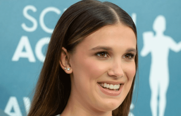 Millie Bobby Brown : appareil, facettes... d'où vient son nouveau sourire ?