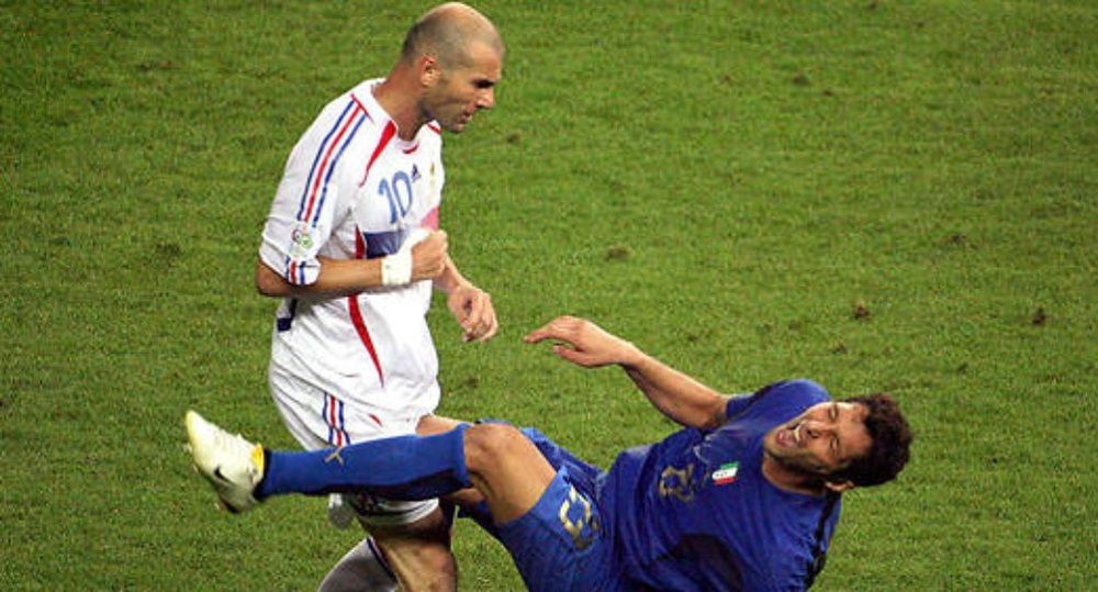 Ce que Materazzi a vraiment dit à Zidane avant de subir le célèbre coup de boule en 2006