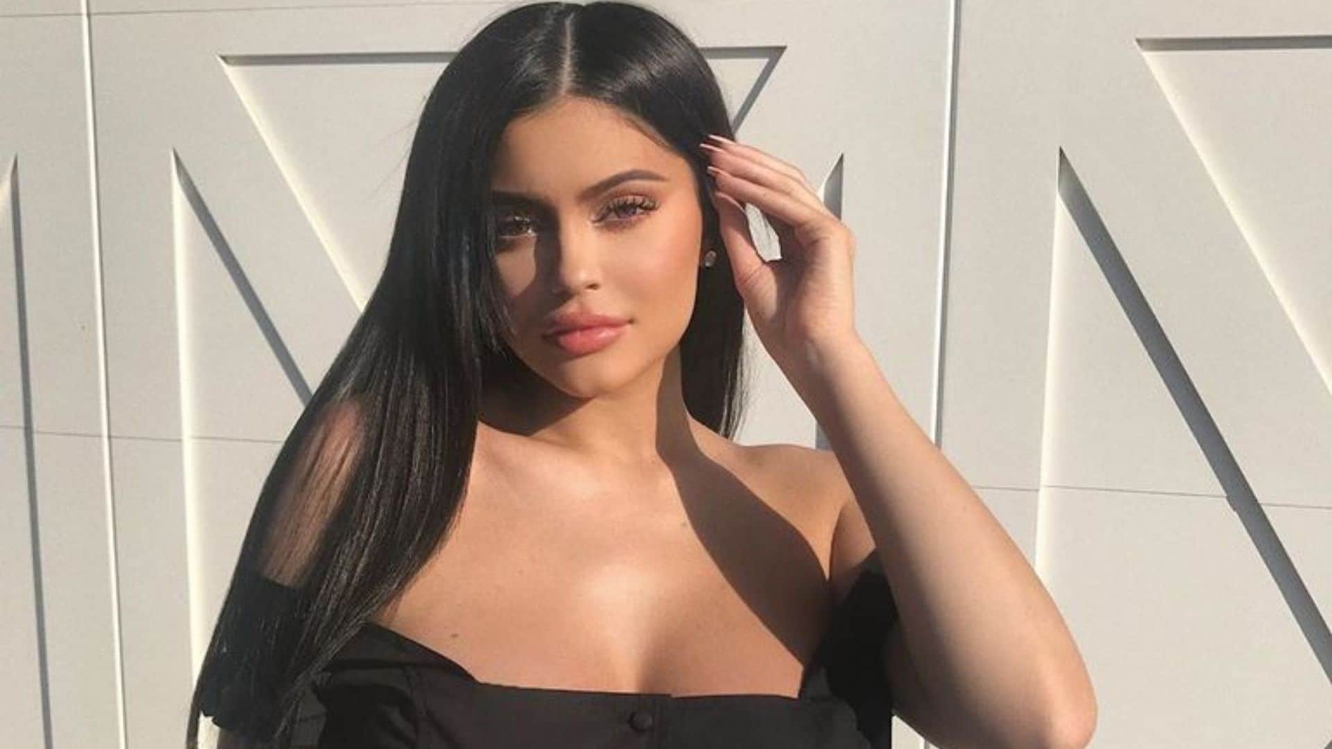 kylie-jenner-prix-ses-baskets-explose-apres-photo-postee