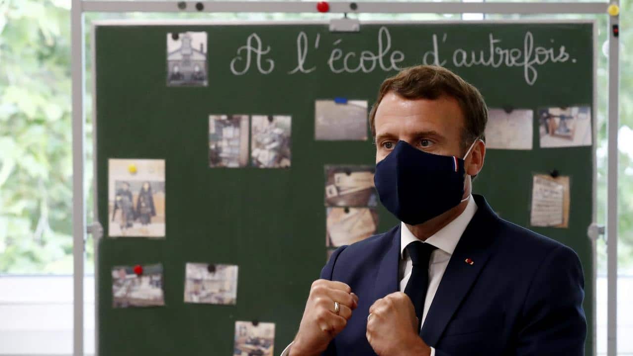 Déconfinement : comment va se passer le retour à l'école le 11 mai ? Emmanuel Macron répond