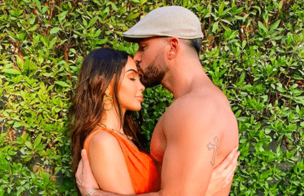 Nabilla Vergara s’exprime sur le rituel étrange de son mari Thomas quand ils sont au lit