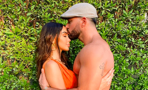 Nabilla Vergara s’exprime sur le rituel étrange de son mari Thomas quand ils sont au lit