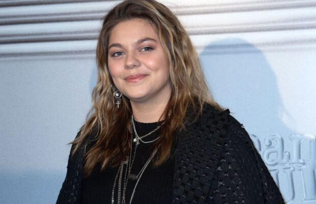 Louane : la chanteuse partage un hommage émouvant pour son père décédé sur ses réseaux sociaux