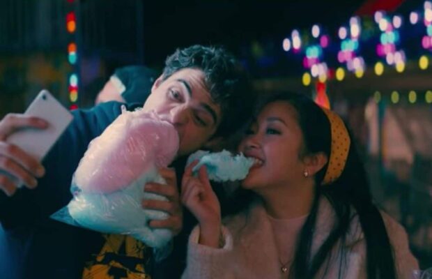 Noah Centineo et Lana Condor montrent une 1ère scène inédite de "À tous les garçons que j'ai aimés 3"