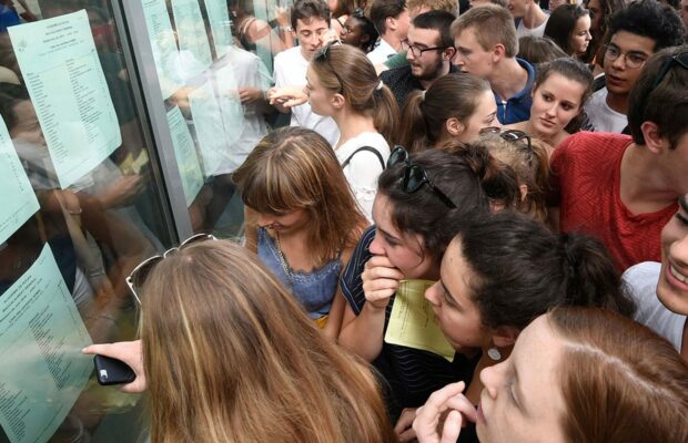 Bac 2020 : une classe entière recalée, la directrice prend la parole et saisit le rectorat