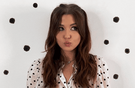 EnjoyPhoenix : la youtubeuse se montre au naturel et diffuse un message fort