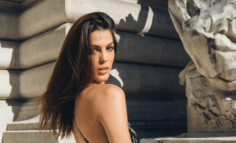 Iris Mittenaere : elle prend la parole et se défend face à ses haters sur Instagram