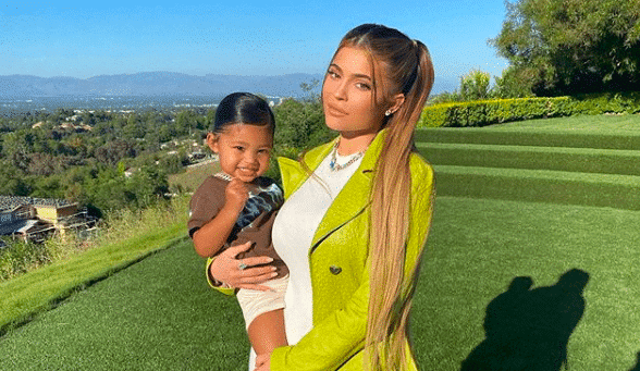 Kylie Jenner offre un petit poney à 200 000$ pour sa fille Stormi