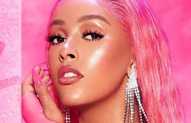 Doja Cat atteinte du coronavirus : en mars, la rappeuse se moquait de ce qu'elle appelait "une petite grippe"