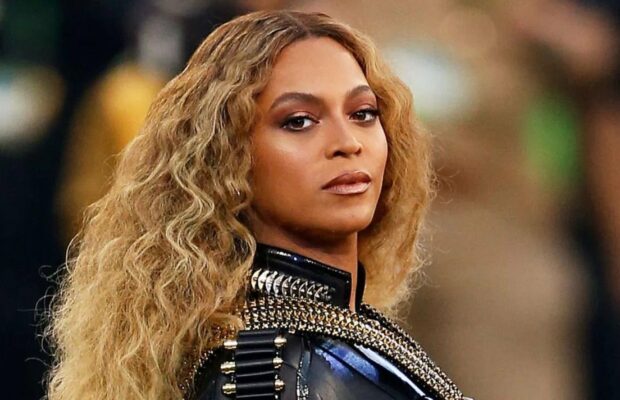 Beyoncé : culte satanique, fausse identité... Un homme politique s'en prend à elle et l'accuse