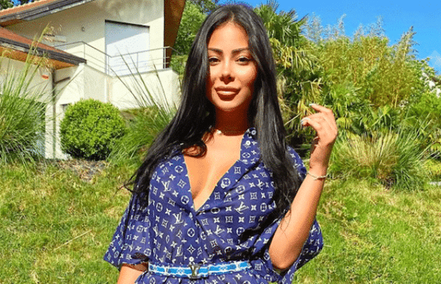 Maeva Ghennam : agressée à Marseille, elle se fait voler son téléphone et sa montre Rolex