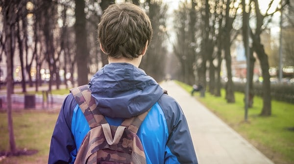 Une mère arrêtée pour avoir enfermé son fils pendant près de 30 ans