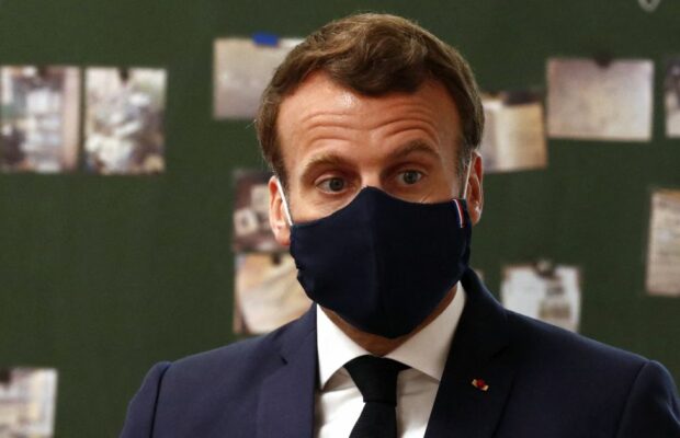 Covid-19 : Emmanuel Macron promet un vaccin pour tous les français d'ici la fin de l'été