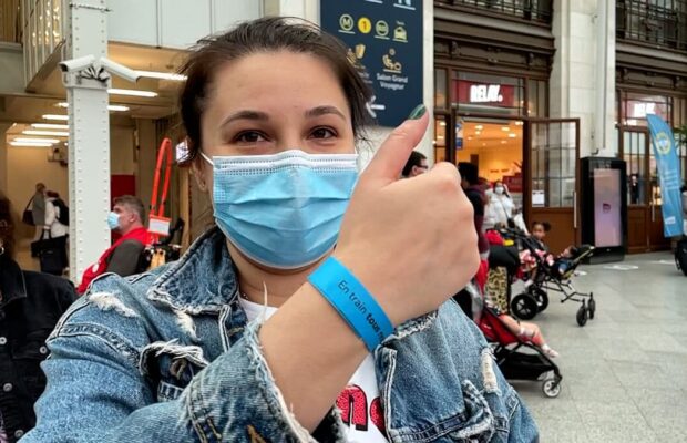 Pass Sanitaire : à quoi sert le bracelet bleu délivré pour les voyages en train