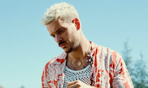 Matt Pokora : mal en point ? Ses abonnés s'inquiètent pour lui