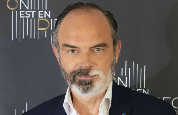 Édouard Philippe vexé : des remarques sur sa barbe dépigmentée ne passent pas