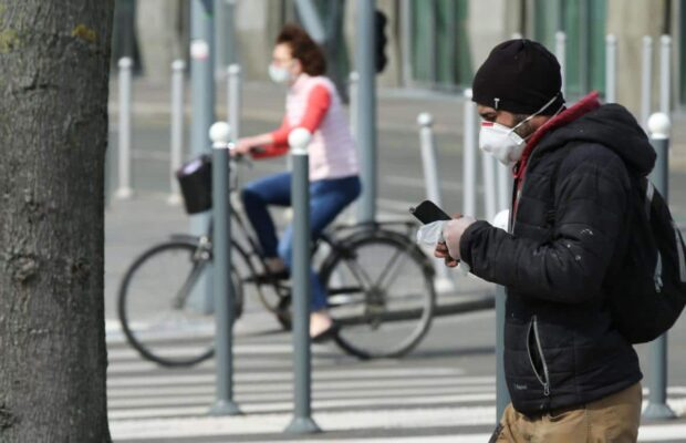 Covid-19 : la carte des départements qui réimposent le port du masque en extérieur