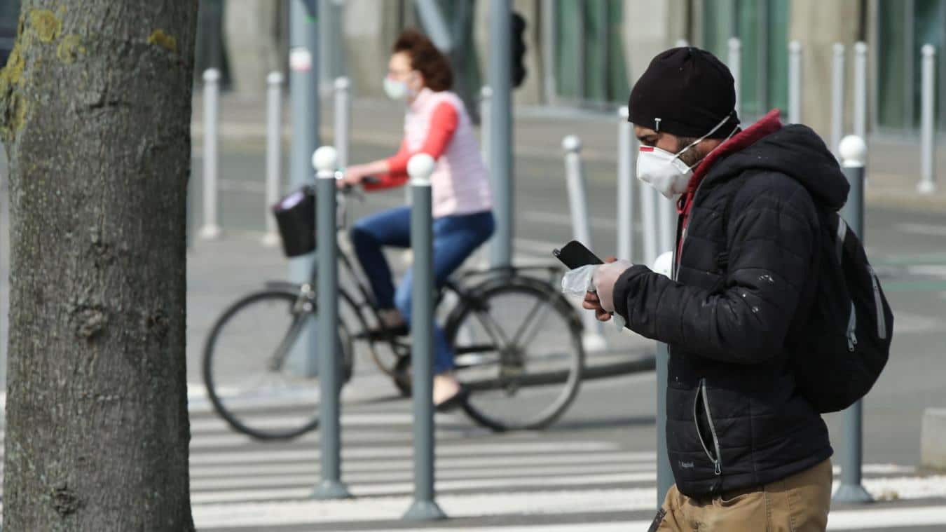 Covid-19 : la carte des départements qui réimposent le port du masque en extérieur