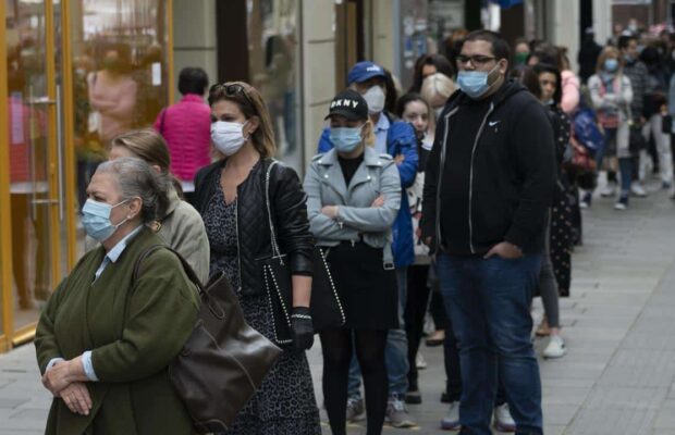 Covid-19 : la situation sanitaire risque de se dégrader en France dans les prochaines semaines