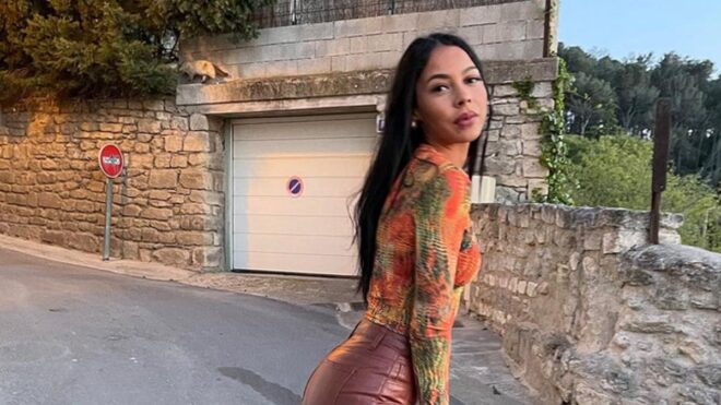 Nehuda : elle annonce attendre un petit garçon