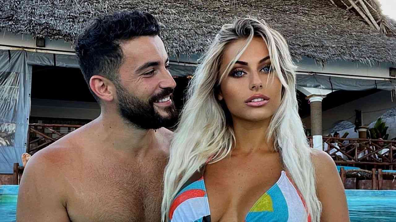 Romane et Anthony séparés après la demande en mariage ? Elle s’exprime