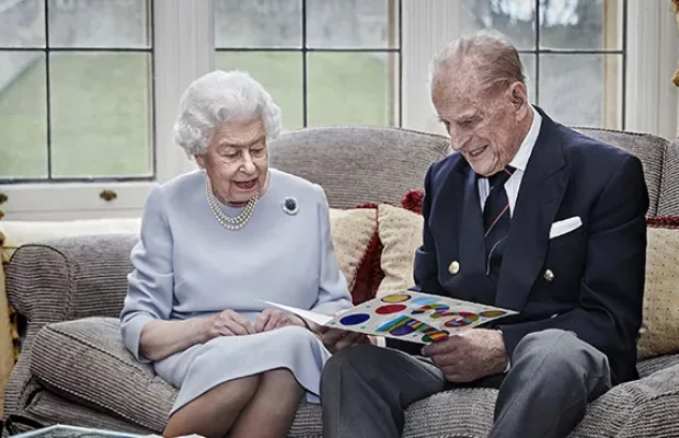 Elizabeth II : la Reine d'Angleterre a toujours fait chambre à part avec son mari le prince Philip