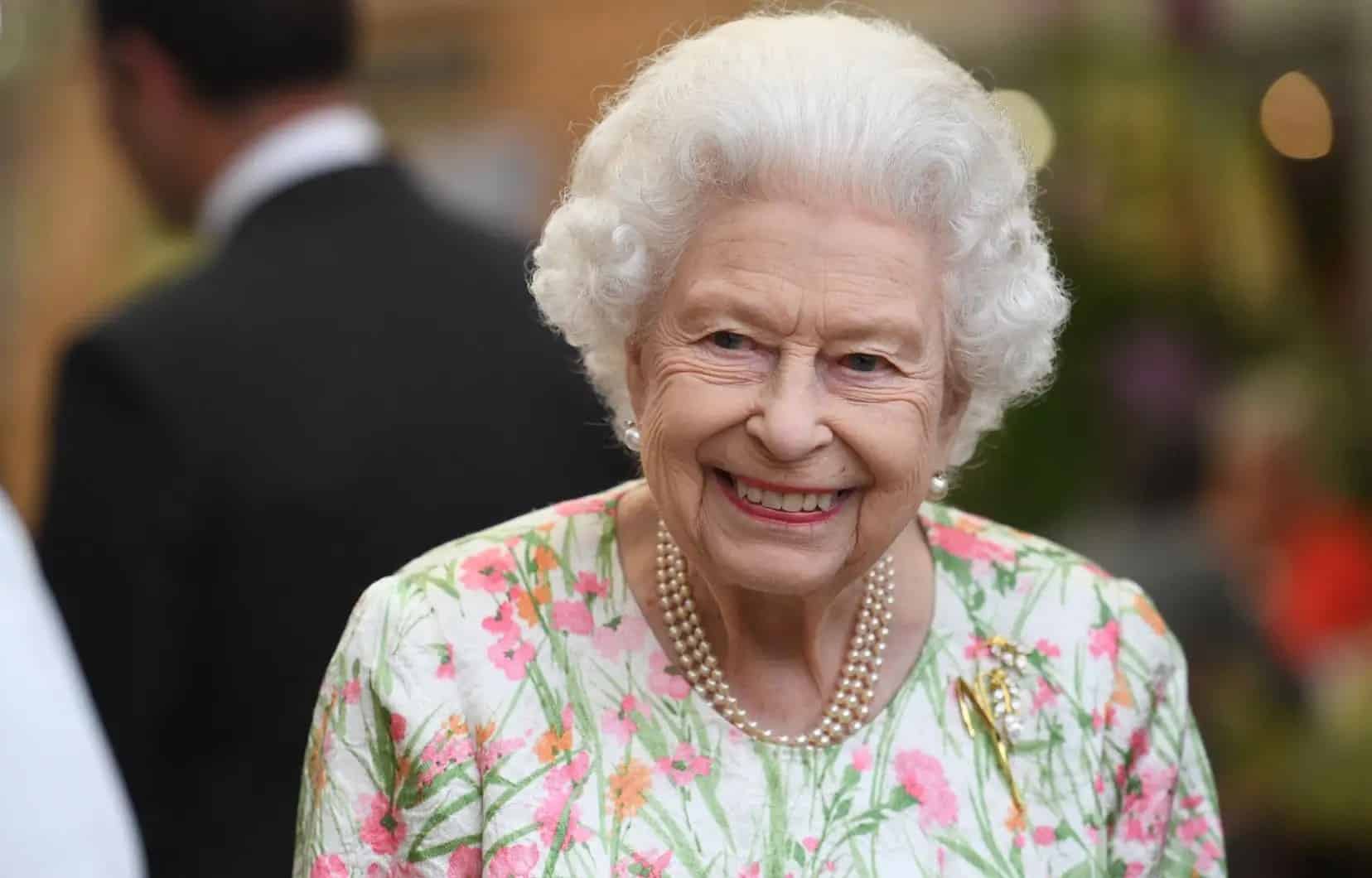 Elizabeth II : une étudiante française reçoit une lettre de la souveraine un jour après son décès