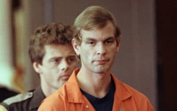 Jeffrey Dahmer : ses voisins se livrent sur sa jeunesse