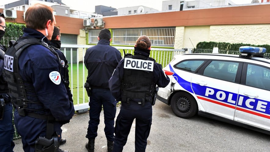 Seine-Saint-Denis : un fils accusé d'avoir 'tué et mangé' son père avant de garder son corps putréfié chez lui