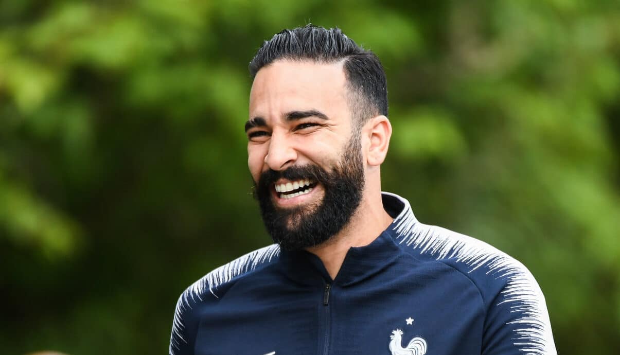 Adil Rami : il défend Kylian Mbappé face à Emiliano Martinez