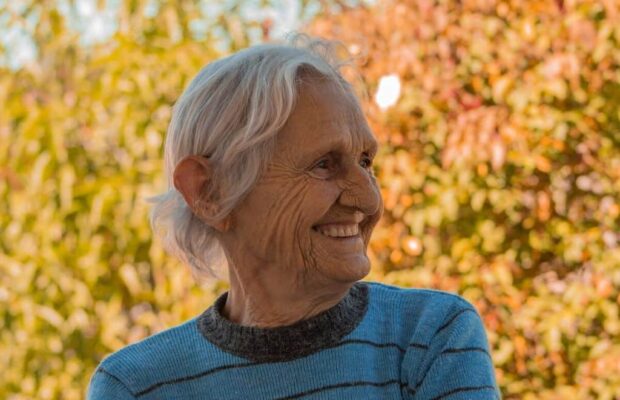 À 101 ans, cette grand-mère se livre sur sa solution pour vivre aussi longtemps