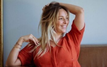 'Il veut que j'avorte' : l'annonce de la 3ème grossesse de Cindy Poumeyrol à son mari a été compliquée