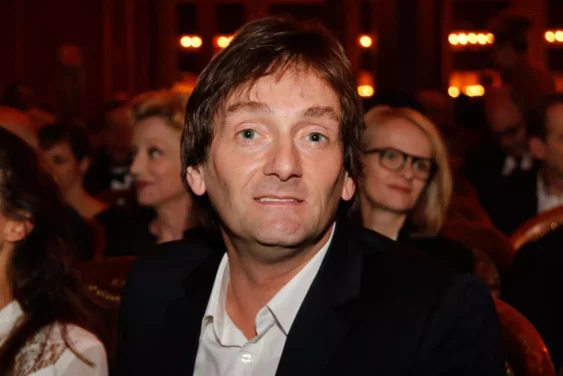 L'homme qui accuse Pierre Palmade de pédopornographie assure l'avoir entendu la star parler de deux enfants de 7 et 9 ans dont il pourrait "disposer" ! 