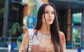 astrid-nelsia