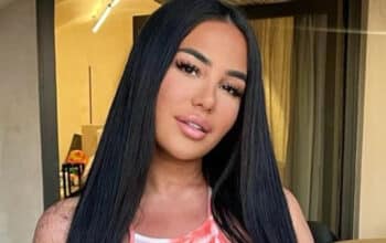 Milla Jasmine : elle s’affiche avec un faux sac Dior et se fait tacler